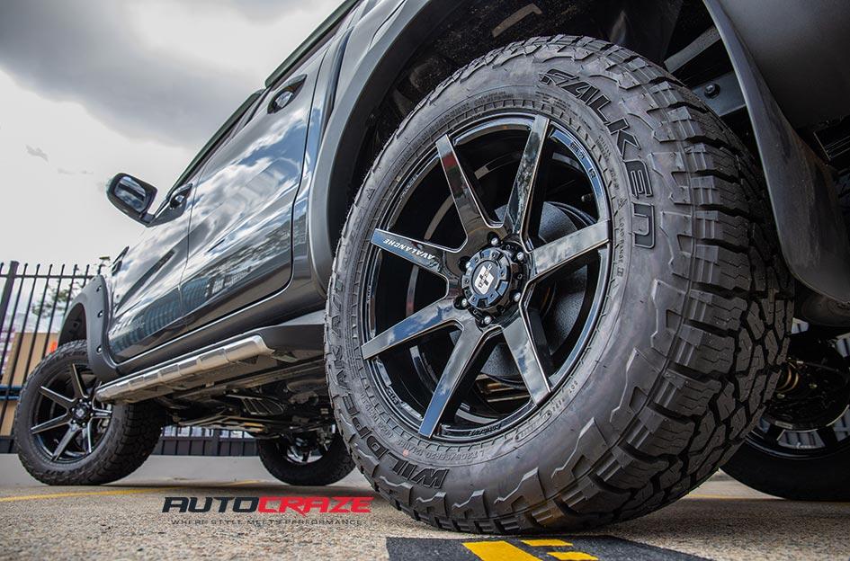 FORD RANGER AVALANCHE GLOSS BLACK MILLED ACCENTS